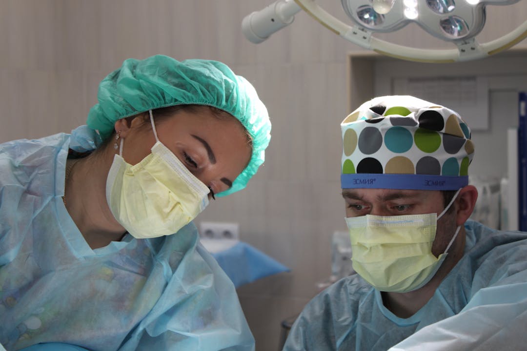 como acceder a medicina desde fp cirujanos