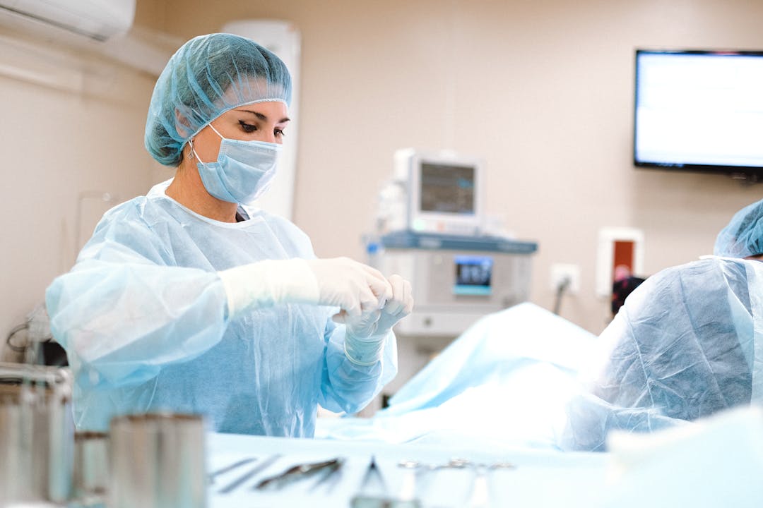 como acceder a medicina desde fp trabajando