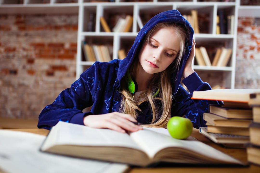 grado medio mas facil alumna en biblioteca